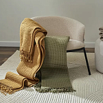 Плед из шерсти зеленого цвета с бахромой Waffle Comfort варинант исполнения - 5 | Loft Concept в Челябинске