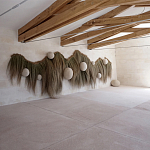 Большая дизайнерская Инсталляция из соломы RAFFIA Installation  варинант исполнения - 6 | Loft Concept в Челябинске