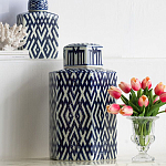 Ваза с крышкой и графическим узором в сине-белых цветах Blue & White Ornament  варинант исполнения - 6 | Loft Concept в Челябинске