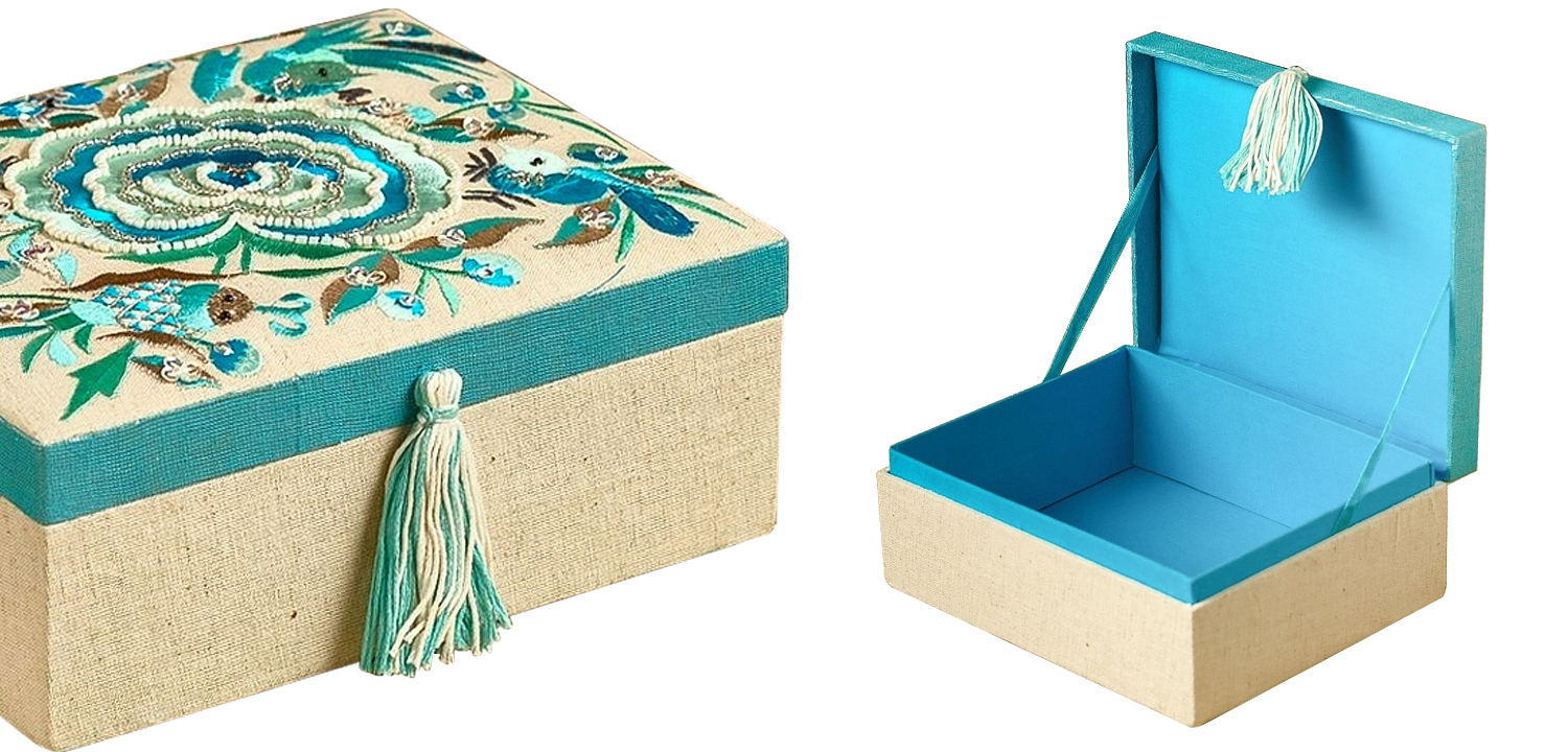 Шкатулка с вышивкой из бисера Kelley Beads Embroidery Box Шкатулка с вышивкой из бисера Kelley Beads Embroidery Box - Loft-Concept в Челябинске