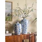 Ваза фарфоровая с узким горлышком и синими цветочными мотивами Independence варинант исполнения - 6 | Loft Concept в Челябинске