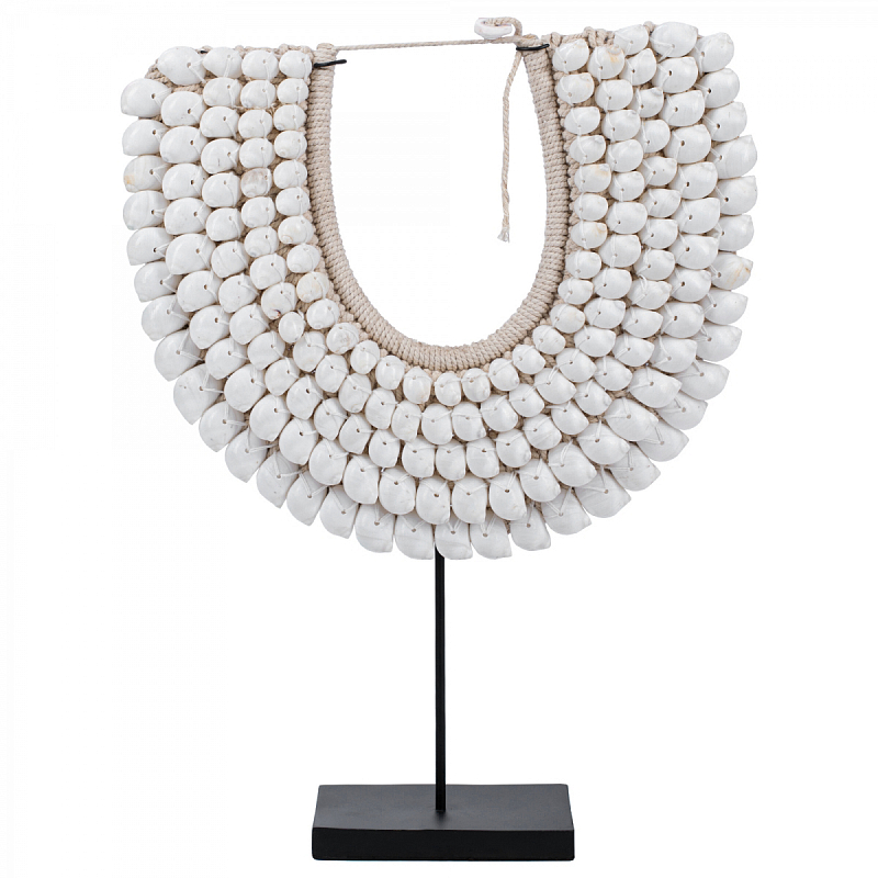 Ожерелье из ракушек на подставке Round Shell Necklace Белый Черный Ожерелье из ракушек на подставке Round Shell Necklace Белый Черный в Челябинске | Loft Concept