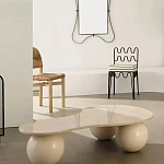 Дизайнерский журнальный стол с изогнутой столешницей на круглых ножках Rigilyr варинант исполнения - 2 | Loft Concept в Челябинске