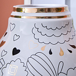 Ваза с декоративными лицами и графическими элементами в виде сердец и символов Faces of Imagination варинант исполнения - 8 | Loft Concept в Челябинске