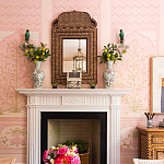 Обои ручная роспись Jharokha Arches Original colourway on pink painted Xuan paper варинант исполнения - 4 | Loft Concept в Челябинске