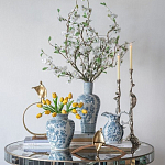 Ваза округлой формы белого цвета с синим растительным узором Blue & White Ornament  варинант исполнения - 6 | Loft Concept в Челябинске