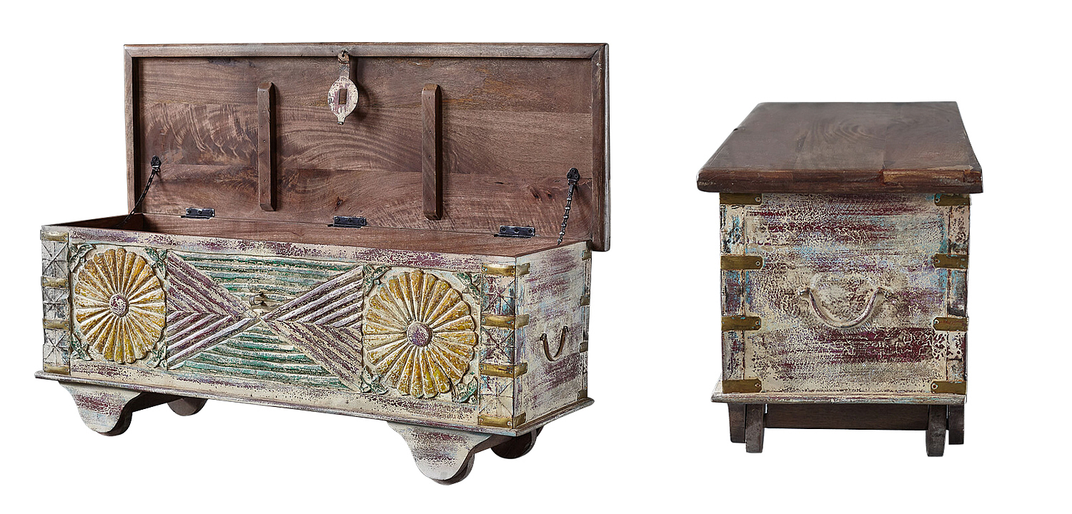 Сундук резной Advaith Carved Antique Chest Сундук резной Advaith Carved Antique Chest - Loft-Concept в Челябинске