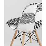 Пластиковый стул на ножках из массива бука Eames Черно-Белый Пэчворк варинант исполнения - 3 | Loft Concept в Челябинске